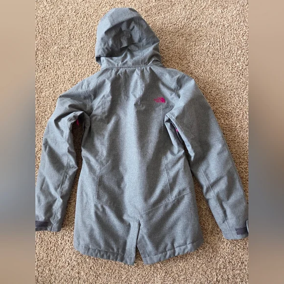 The North Face Ski Jacket - Picture 6 of 8